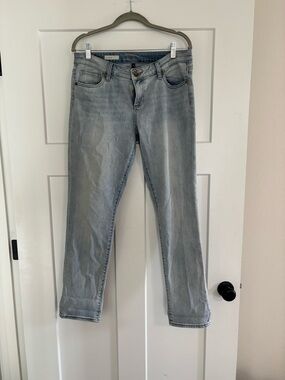 Kut from the Kloth Light Blue Straight Leg Jeans